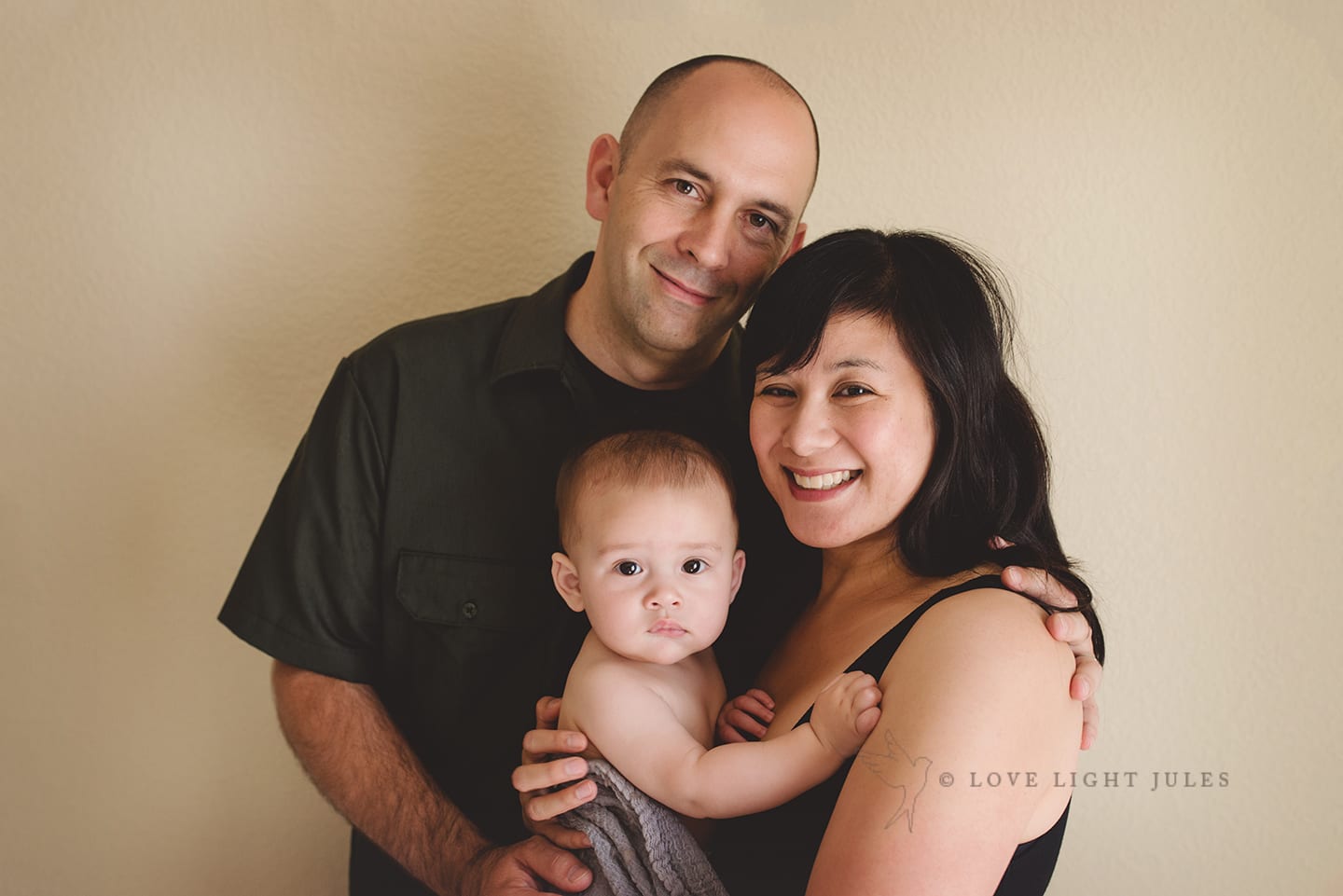 photo-of-family-from-baby-session-in-sacramento