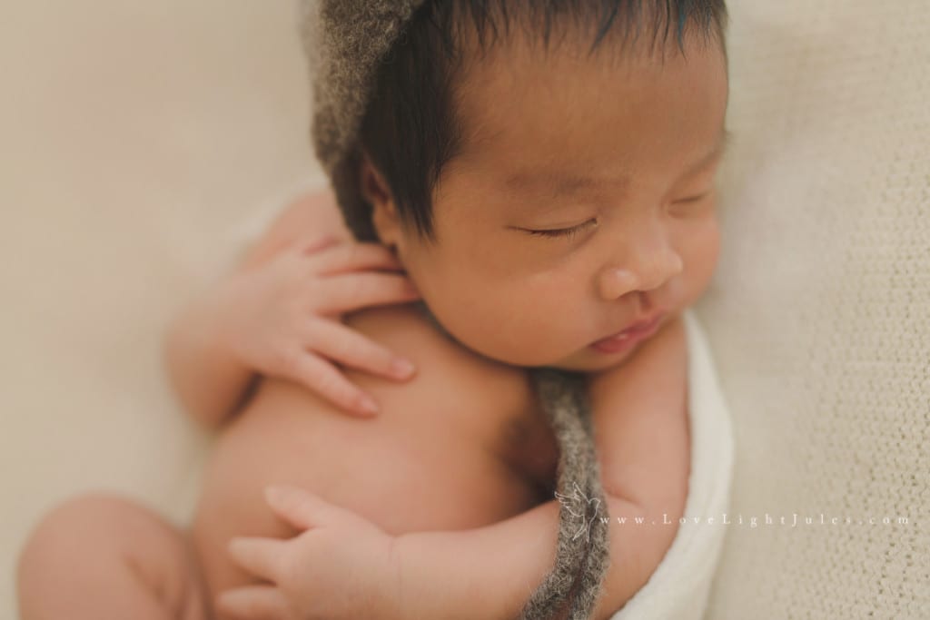 close-up-from-Sacramento-newborn-photo-session