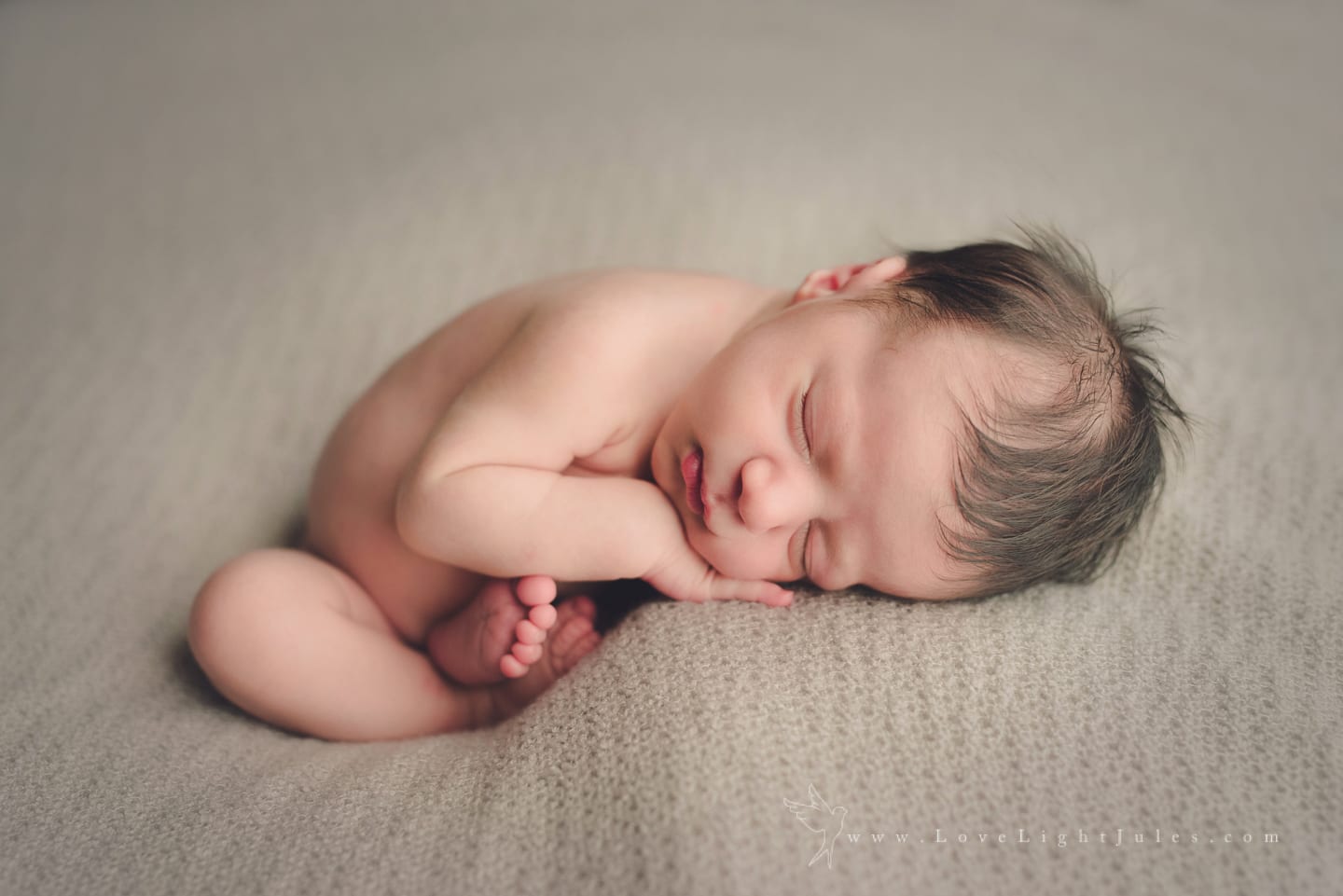 Sacramento-area-newborn-maternity-photographer