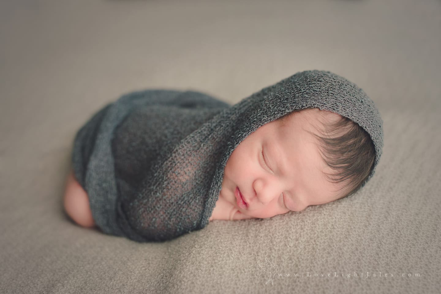 studio-portrait-by-sacramento-newborn-photographer