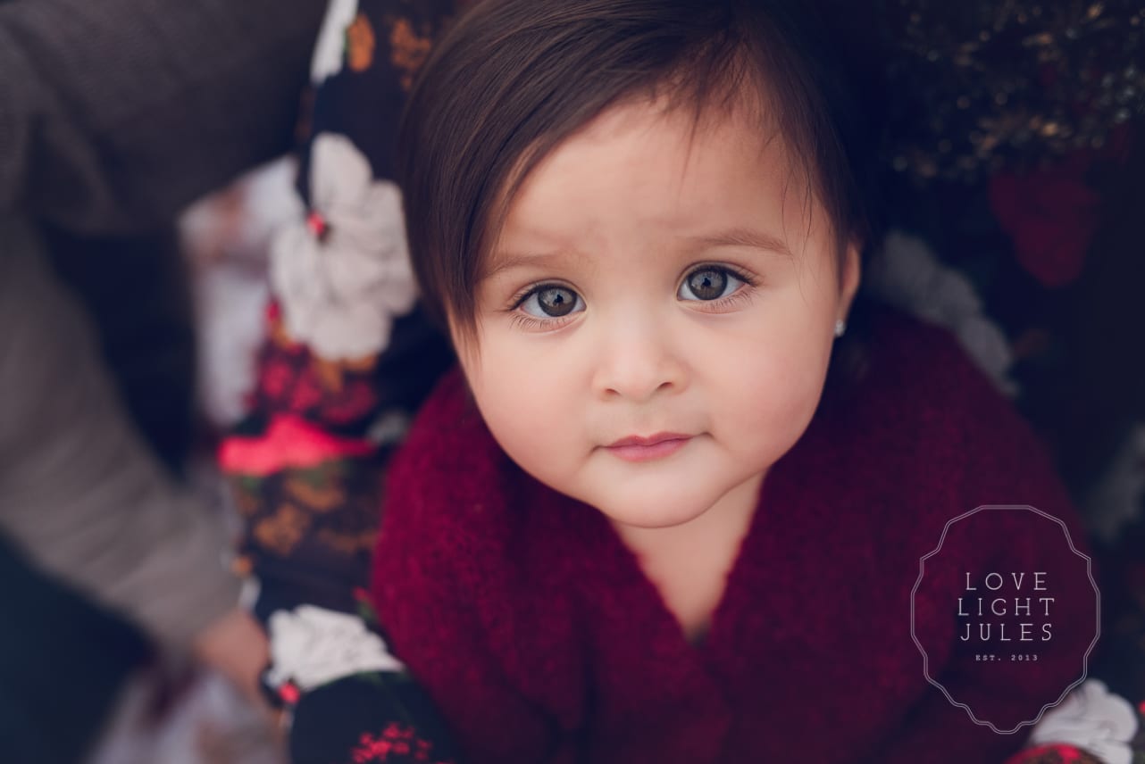 Close-up-portrait-of-baby-girl-example-of-what-to-wear
