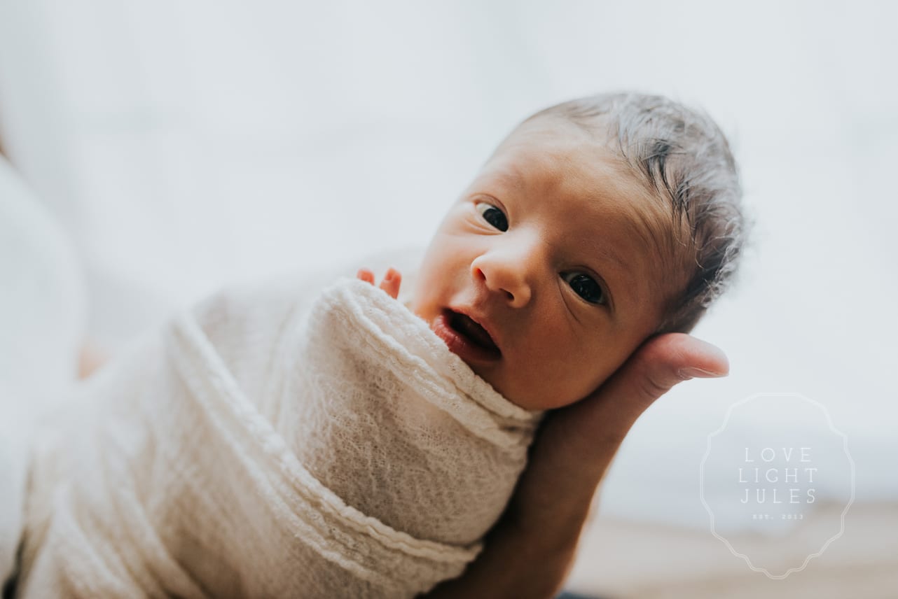 professional-photograph-of-newborn-baby-in-sacramento-home